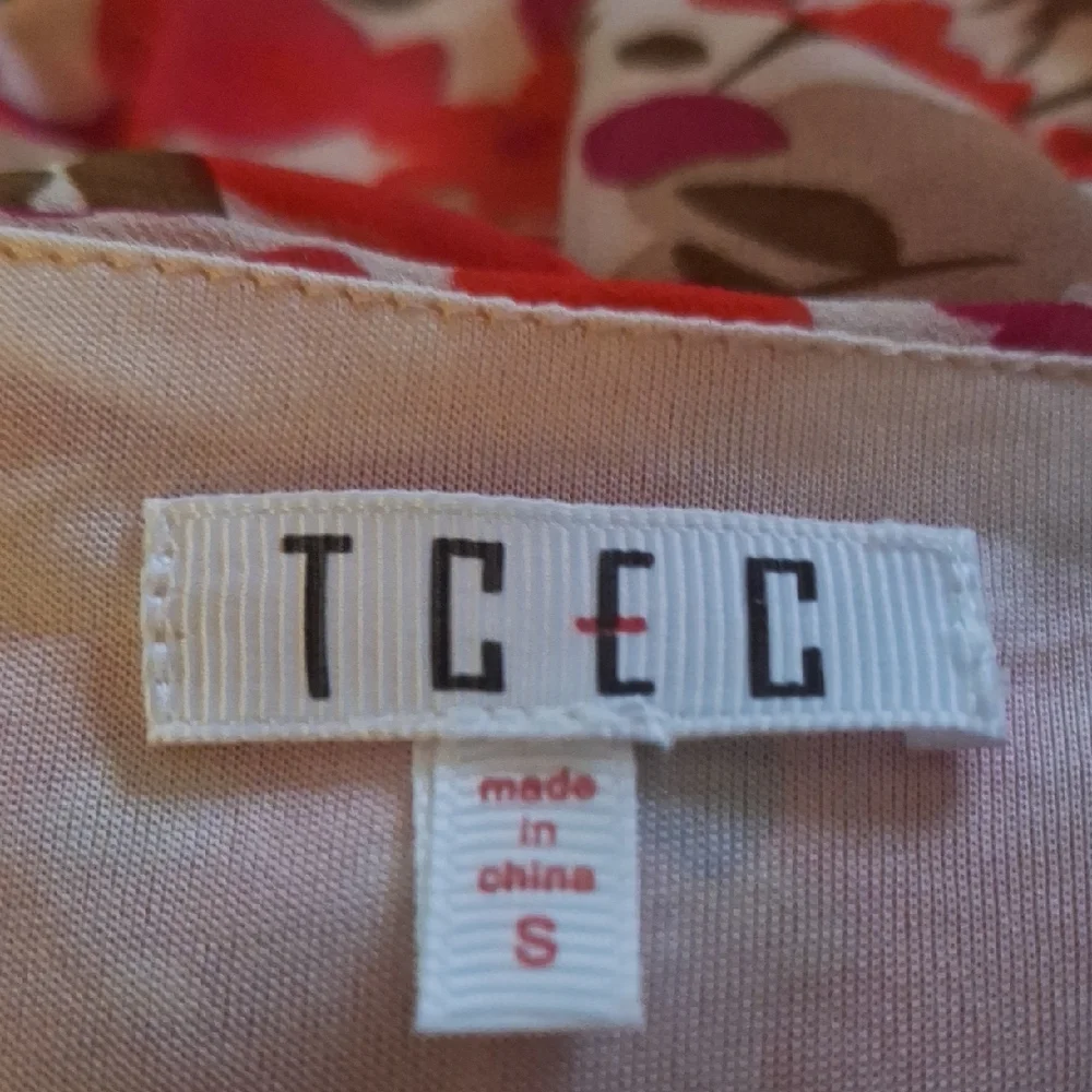 TCEC Red Floral Ruffle Mini Dress Size Small